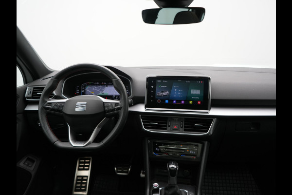 Seat Tarraco 1.4 TSI e-Hybrid FR PHEV 245pk Dealer O.H | Trekhaak Af Fabriek | Panodak | 360 Camera | Adaptive Cruise | Sportstoelen Memory & Verwarmd | BLIS | Apple Carplay | Travel Assist | Keyless | Navigatie | Virtual | DAB | 20" L.M | Plug In Hybrid |