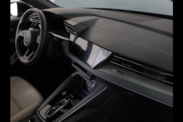 Audi A3 Sportback 40 TFSI e Advanced edition 204 pk S-tronic | Verlengde garantie | Navigatie | Parkeersensoren (Park assist) | Achteruitrijcamera | Adaptieve cruise control | Lederen bekleding | Stoelverwarming |