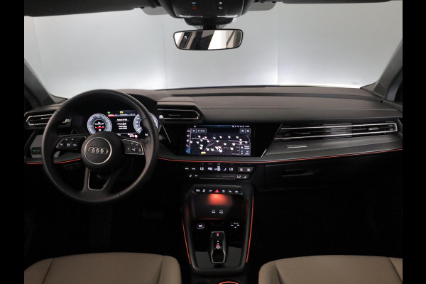 Audi A3 Sportback 40 TFSI e Advanced edition 204 pk S-tronic | Verlengde garantie | Navigatie | Parkeersensoren (Park assist) | Achteruitrijcamera | Adaptieve cruise control | Lederen bekleding | Stoelverwarming |
