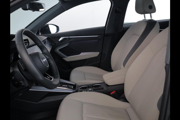 Audi A3 Sportback 40 TFSI e Advanced edition 204 pk S-tronic | Verlengde garantie | Navigatie | Parkeersensoren (Park assist) | Achteruitrijcamera | Adaptieve cruise control | Lederen bekleding | Stoelverwarming |