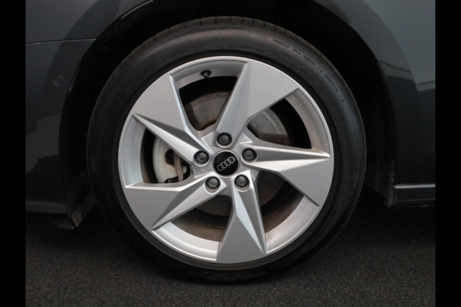 Audi A3 Sportback 40 TFSI e Advanced edition 204 pk S-tronic | Verlengde garantie | Navigatie | Parkeersensoren (Park assist) | Achteruitrijcamera | Adaptieve cruise control | Lederen bekleding | Stoelverwarming |