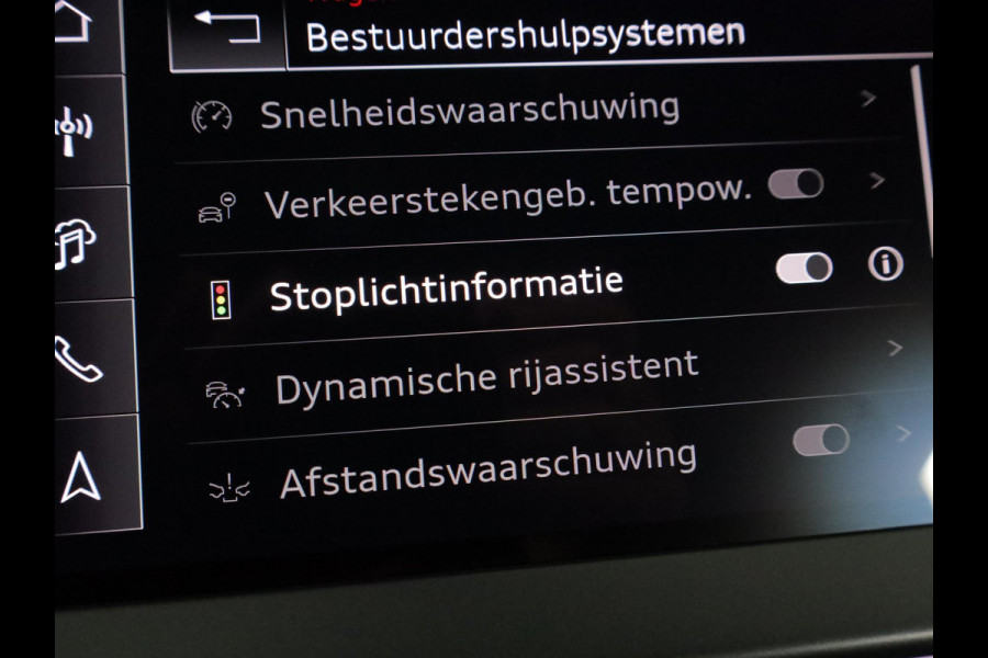 Audi A3 Sportback 40 TFSI e Advanced edition 204 pk S-tronic | Verlengde garantie | Navigatie | Parkeersensoren (Park assist) | Achteruitrijcamera | Adaptieve cruise control | Lederen bekleding | Stoelverwarming |