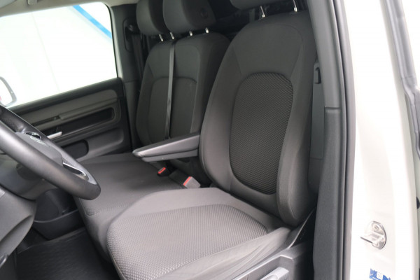 Volkswagen ID. Buzz Cargo 77 kWh SOH 94% - Airco, Cruise, Virtual display, 2x Schuifdeur, PDC, Navi, Trekhaak.