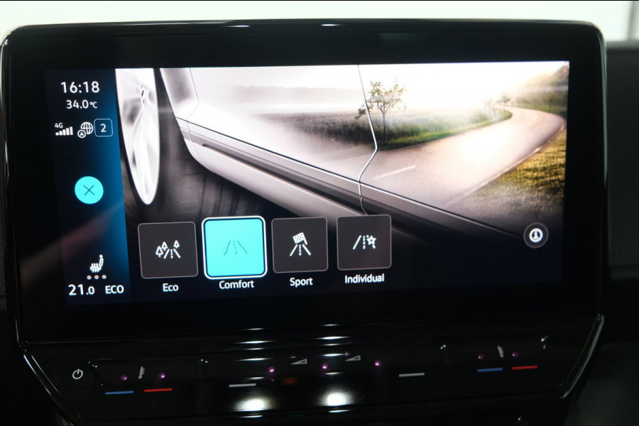 Volkswagen ID. Buzz Cargo 77 kWh SOH 94% - Airco, Cruise, Virtual display, 2x Schuifdeur, PDC, Navi, Trekhaak.