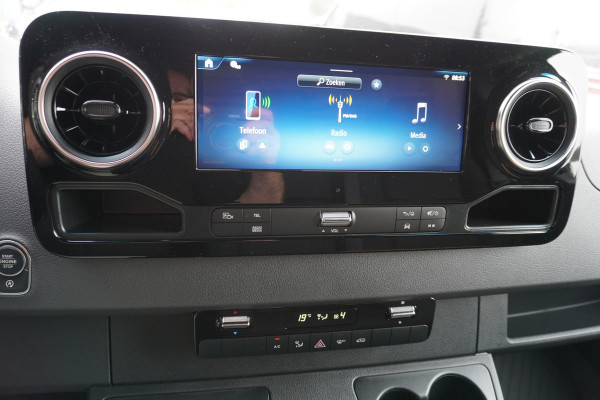 Mercedes-Benz Sprinter 317 170PK L2H2 Select Automaat nr.V026 | Airco | Cruise | Camera | Carplay | Trekhaak 3.500KG