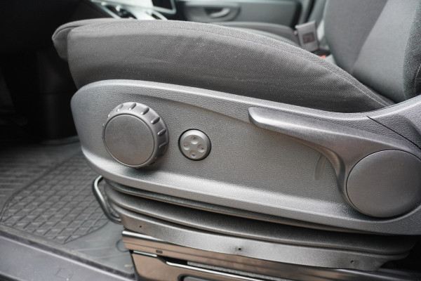 Mercedes-Benz Sprinter 317 170PK L2H2 Select Automaat nr.V026 | Airco | Cruise | Camera | Carplay | Trekhaak 3.500KG
