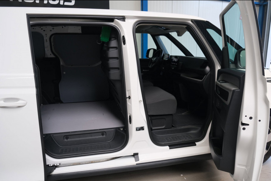 Volkswagen ID. Buzz Cargo 77 kWh SOH 94% - Airco, Cruise, Virtual display, 2x Schuifdeur, PDC, Navi, Trekhaak.