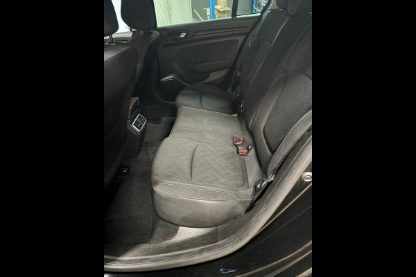 Renault Mégane Estate 1.3 TCe Limited Clima | Cruise | Navi | PDC | Trekhaak