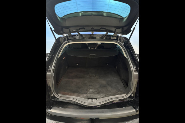 Renault Mégane Estate 1.3 TCe Limited Clima | Cruise | Navi | PDC | Trekhaak