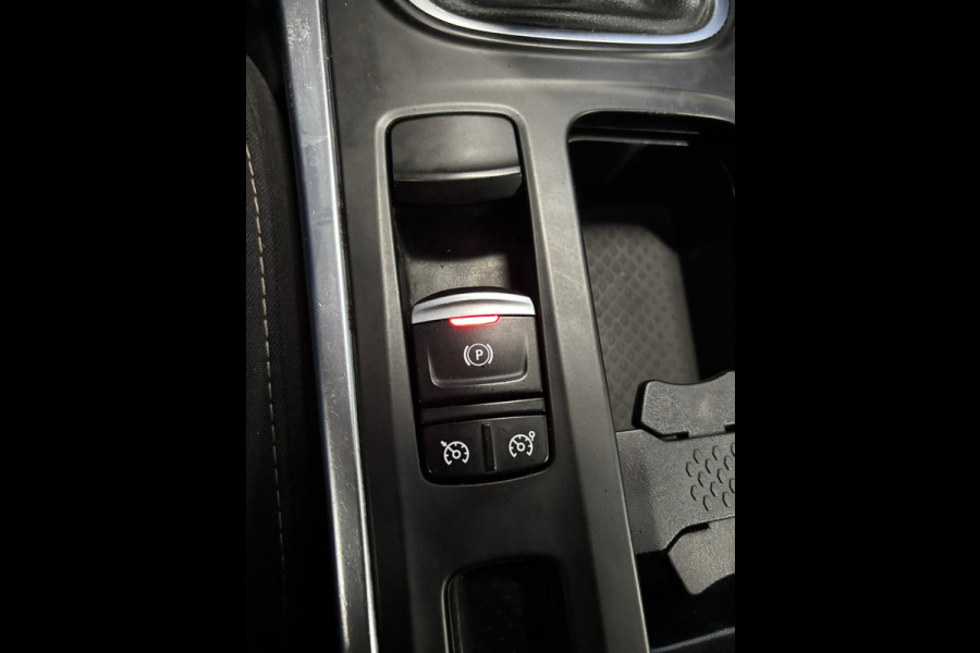 Renault Mégane Estate 1.3 TCe Limited Clima | Cruise | Navi | PDC | Trekhaak