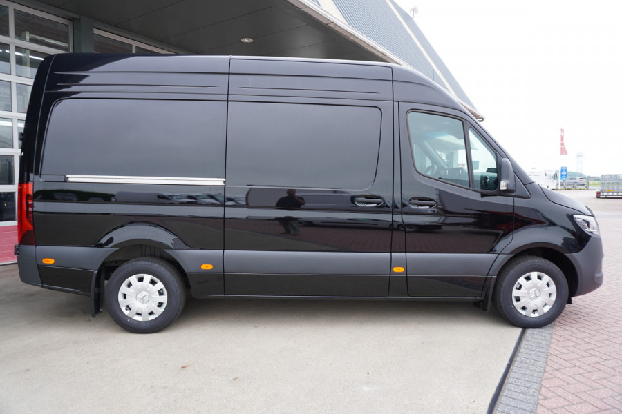 Mercedes-Benz Sprinter 317 170PK L2H2 Select Automaat nr.V025 | Airco | Cruise | Camera | Carplay | Trekhaak 3.500KG