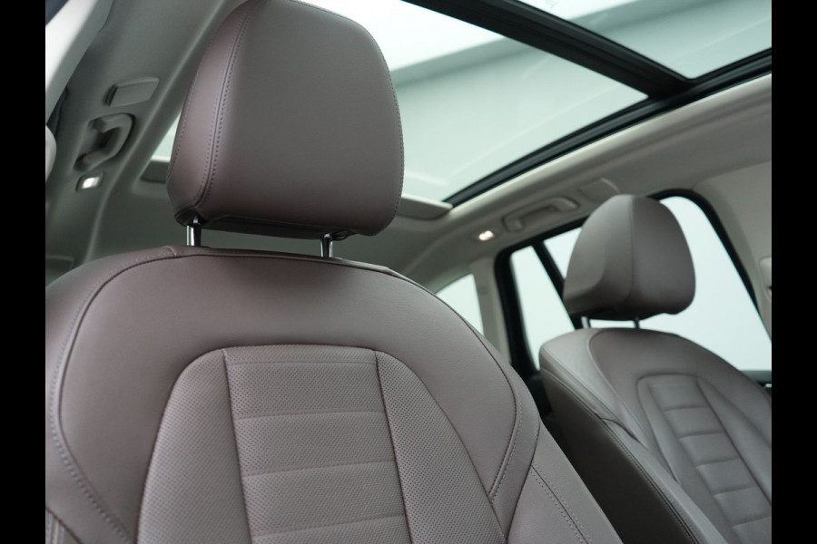 BMW X3 xDrive30e High Executive SOH 92.3% 293pk Dealer O.H | Trekhaak Af Fabriek | Panodak | Head Up | 360 Camera | Laser LED | Hifi Audio | Lederen Sportstoelen Memory & Ventilatie | Keyless | Apple Carplay | Stuur & Stoelen Verwarmd | Cruise Control | Navigatie | Virtual | DAB | 18" L.M | Plug In Hybrid |