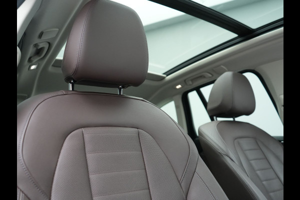 BMW X3 xDrive30e High Executive SOH 92.3% 293pk Dealer O.H | Trekhaak Af Fabriek | Panodak | Head Up | 360 Camera | Laser LED | Hifi Audio | Lederen Sportstoelen Memory & Ventilatie | Keyless | Apple Carplay | Stuur & Stoelen Verwarmd | Cruise Control | Navigatie | Virtual | DAB | 18" L.M | Plug In Hybrid |
