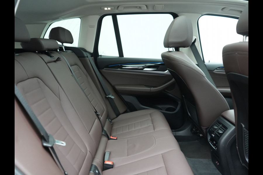 BMW X3 xDrive30e High Executive SOH 92.3% 293pk Dealer O.H | Trekhaak Af Fabriek | Panodak | Head Up | 360 Camera | Laser LED | Hifi Audio | Lederen Sportstoelen Memory & Ventilatie | Keyless | Apple Carplay | Stuur & Stoelen Verwarmd | Cruise Control | Navigatie | Virtual | DAB | 18" L.M | Plug In Hybrid |