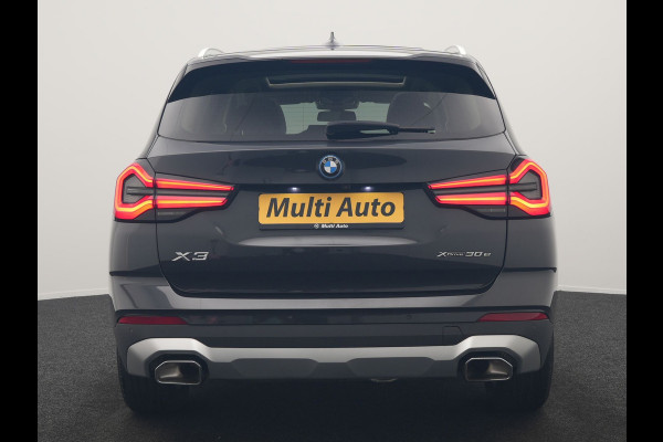 BMW X3 xDrive30e High Executive SOH 92.3% 293pk Dealer O.H | Trekhaak Af Fabriek | Panodak | Head Up | 360 Camera | Laser LED | Hifi Audio | Lederen Sportstoelen Memory & Ventilatie | Keyless | Apple Carplay | Stuur & Stoelen Verwarmd | Cruise Control | Navigatie | Virtual | DAB | 18" L.M | Plug In Hybrid |