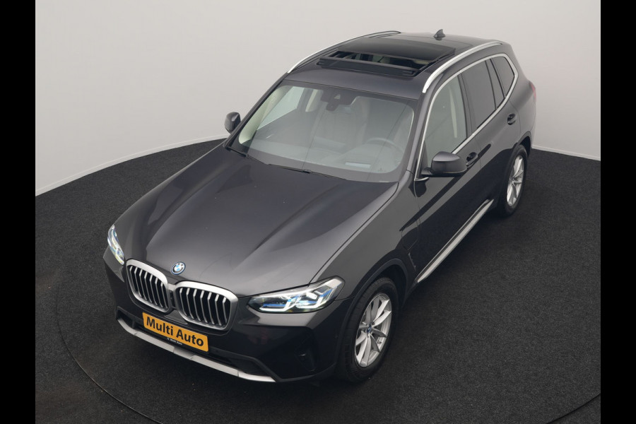 BMW X3 xDrive30e High Executive SOH 92.3% 293pk Dealer O.H | Trekhaak Af Fabriek | Panodak | Head Up | 360 Camera | Laser LED | Hifi Audio | Lederen Sportstoelen Memory & Ventilatie | Keyless | Apple Carplay | Stuur & Stoelen Verwarmd | Cruise Control | Navigatie | Virtual | DAB | 18" L.M | Plug In Hybrid |