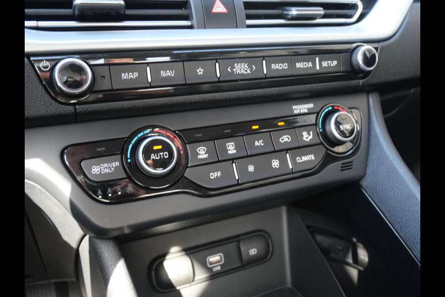 Kia Niro 1.6 GDi Hybrid DynamicLine | Trekhaak | Cruise | Carplay | Clima | Camera | Navi |