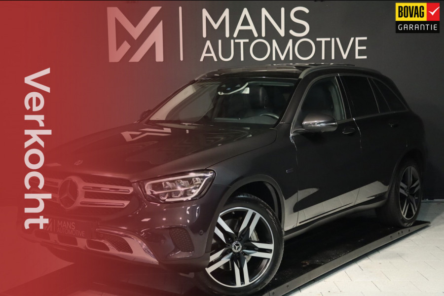 Mercedes-Benz GLC 300e 4MATIC / PANODAK / 360 / BURMESTER / MATRIX / CARPLAY
