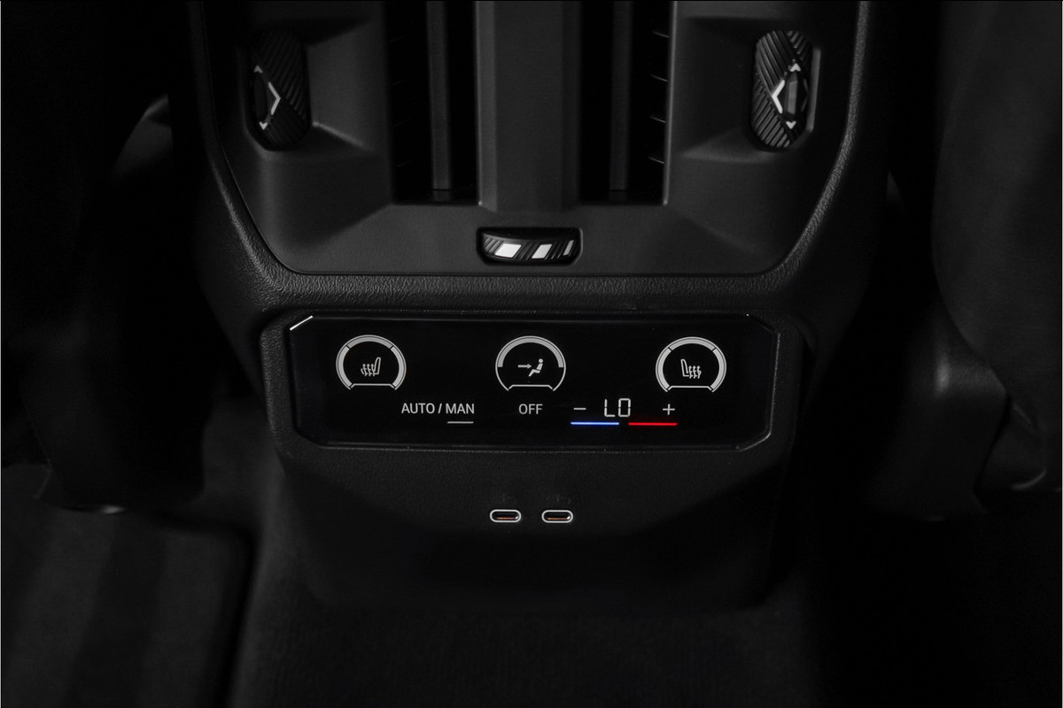 BMW X3 M50 xDrive Leder NL Auto Trekhaak