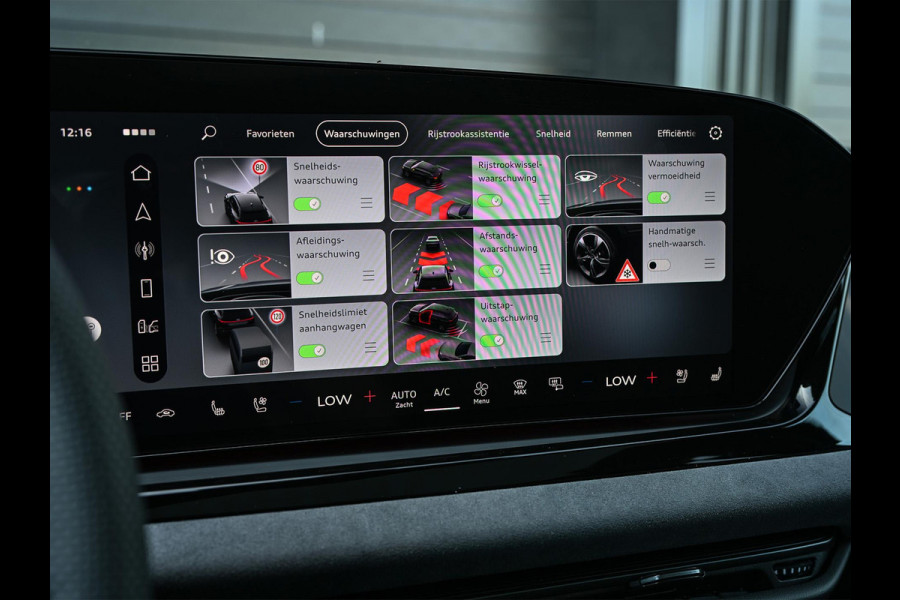 Audi A6 Avant 2.0 e-hybrid quattro S edition Competition | 5 Jaar garantie | Achterasbesturing | B&O | Carbon inleg | Stoelventilatie en Massage | Luchtvering | Panoramadak | Soft close | Keyless | Head-up | 360 camera | Passagiers Display |