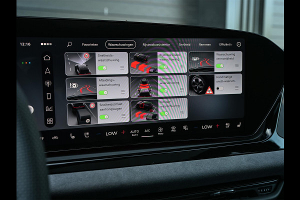 Audi A6 Avant 2.0 e-hybrid quattro S edition Competition | 5 Jaar garantie | Achterasbesturing | B&O | Carbon inleg | Stoelventilatie en Massage | Luchtvering | Panoramadak | Soft close | Keyless | Head-up | 360 camera | Passagiers Display |