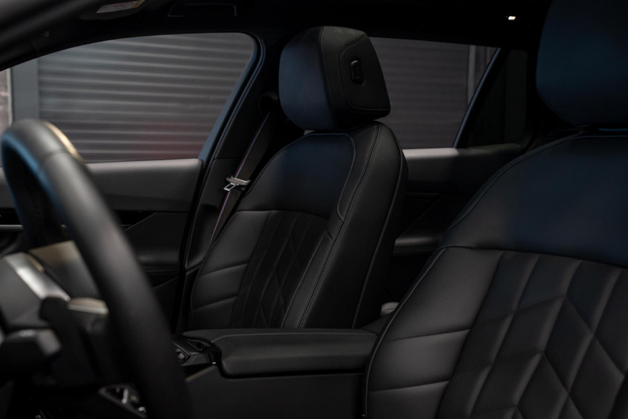BMW 5 Serie Touring 540d xDrive *M-Sport Pro / Panorama / Harman-Kardon / HUD / Surround-view*