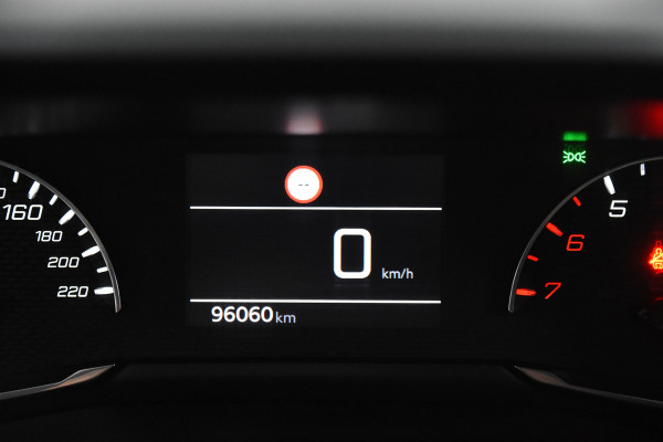 Peugeot 2008 Allure *1ste Eigenaar*Leer*Navigatie*Trekhaak*Carplay*