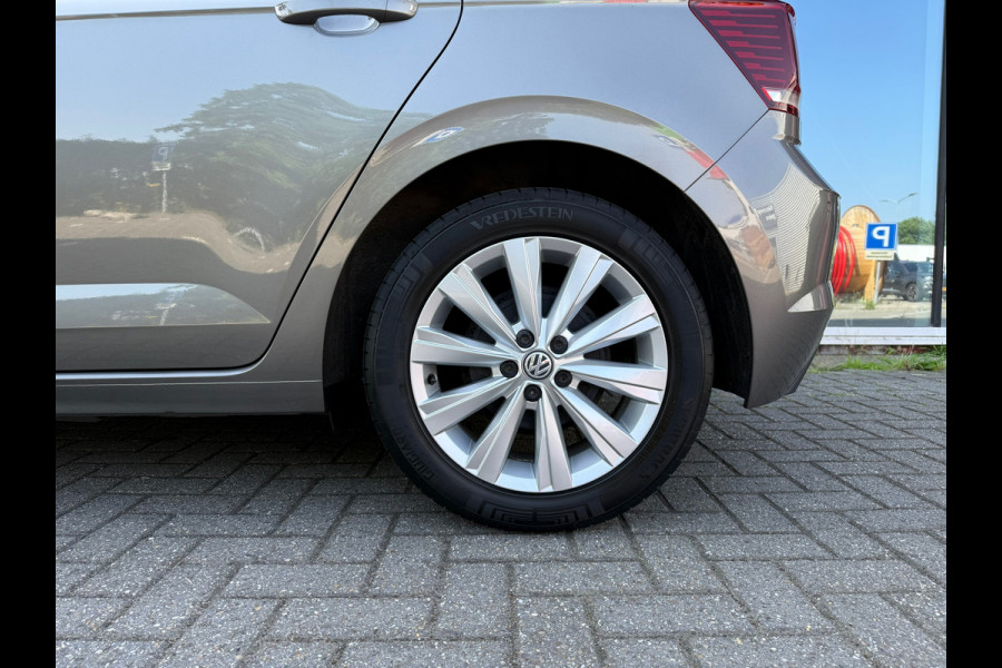 Volkswagen Polo 1.0 TSI Highline - Automaat - Virt.Cockpit - Navi - Parkeerhulp - Org.NL