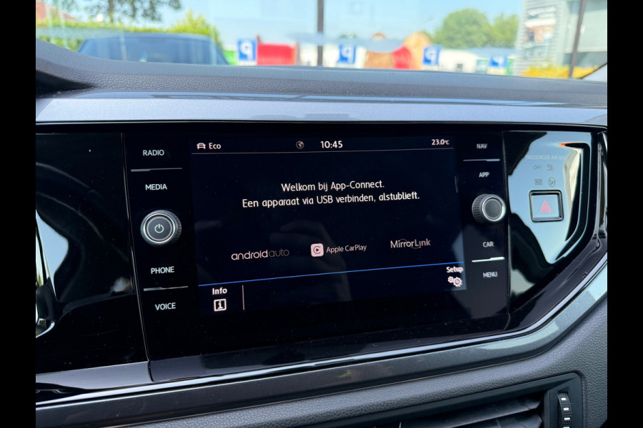 Volkswagen Polo 1.0 TSI Highline - Automaat - Virt.Cockpit - Navi - Parkeerhulp - Org.NL