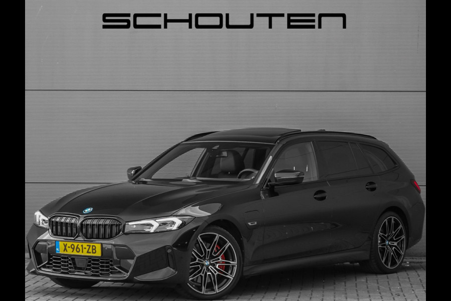 BMW 3 Serie Touring 330e M-Sport Pano ACC Trekhaak Memory 19"