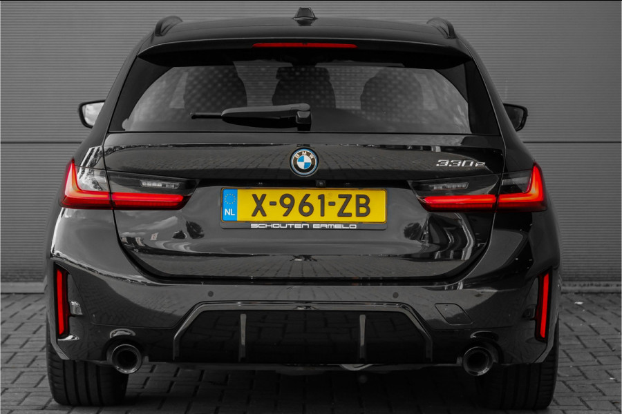 BMW 3 Serie Touring 330e M-Sport Pano ACC Trekhaak Memory 19"