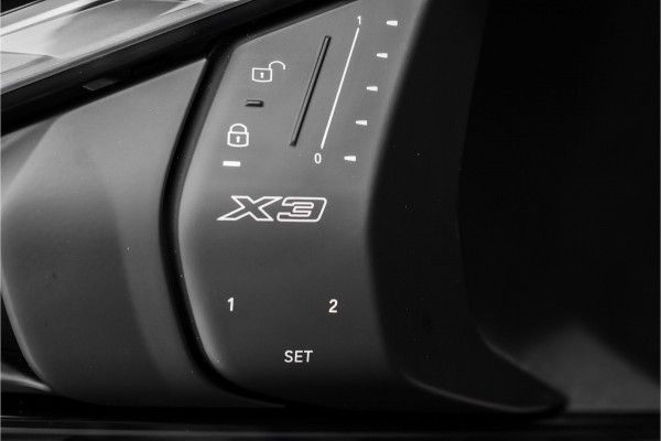 BMW X3 M50 xDrive Leder NL Auto Trekhaak