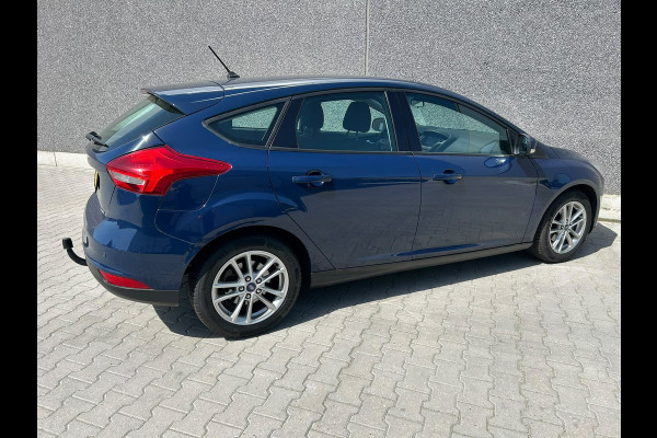Ford Focus 1.0 Lease Edition | TREKHAAK | NAVI | BLUETOOTH | CC | PDC | APK T/M 6-8-2027 | AFLEVERBEURT | COMPLEET ONDERHOUDEN