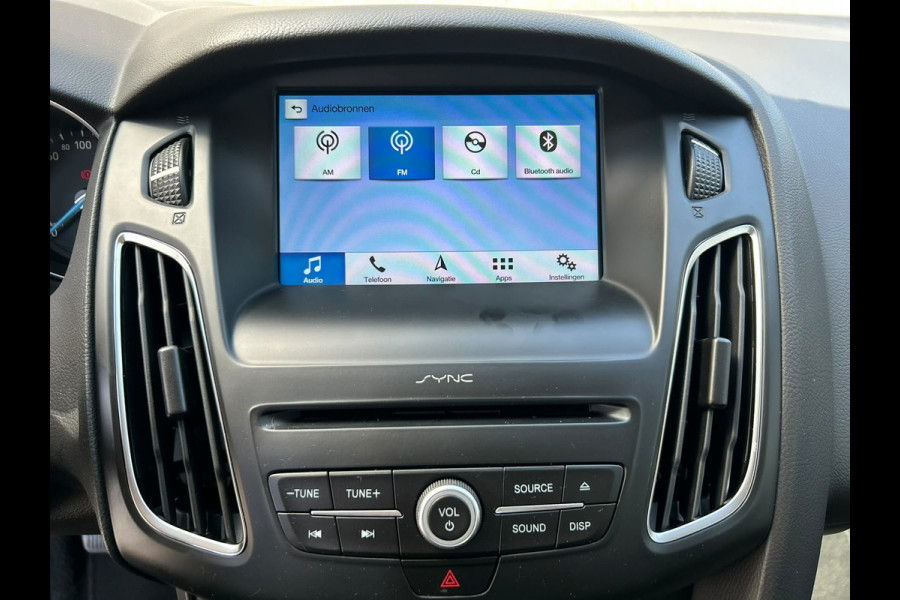 Ford Focus 1.0 Lease Edition | TREKHAAK | NAVI | BLUETOOTH | CC | PDC | APK T/M 6-8-2027 | AFLEVERBEURT | COMPLEET ONDERHOUDEN