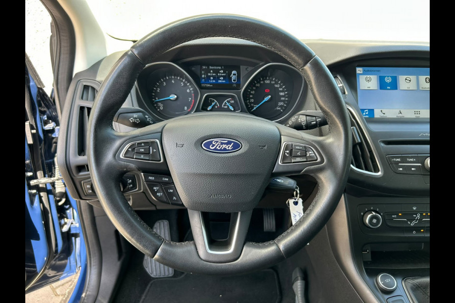 Ford Focus 1.0 Lease Edition | TREKHAAK | NAVI | BLUETOOTH | CC | PDC | APK T/M 6-8-2027 | AFLEVERBEURT | COMPLEET ONDERHOUDEN