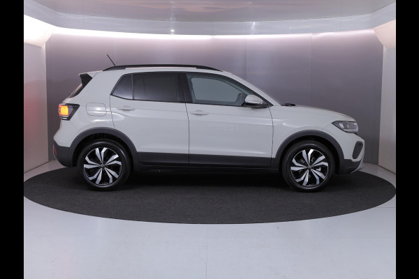 Volkswagen T-Cross Life Edition 1.0 TSI 95 PK 5 versn. Hand | Parkeersensoren | Stoelverwarming | Camera |