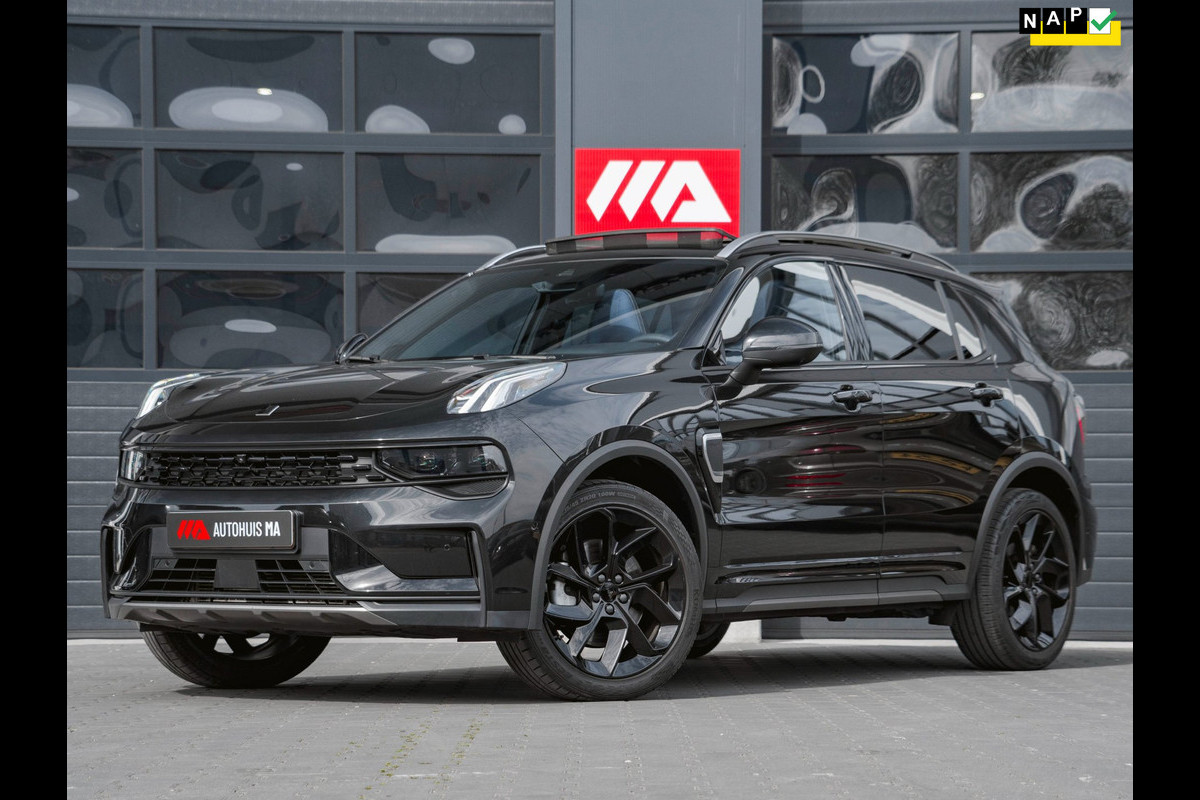 Lynk & Co 01 1.5 Black Edition Panoramadak|360° Camera|ACC|Stoelverwarming|Navi|Carplay