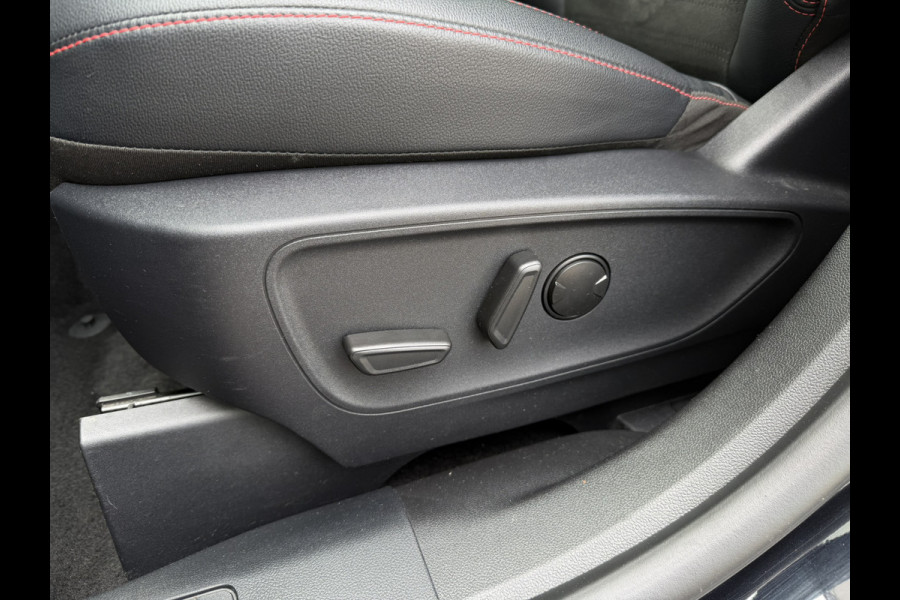 Ford Kuga 2.5 PHEV ST-Line X | Pano | LED | B&O | Navi | Camera | Elek. Achterklep |