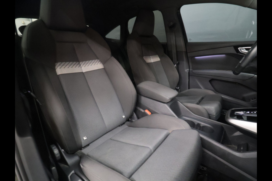 Audi Q4 Sportback e-tron 40 Advanced edition 77 kWh [APPLE CARPLAY. ANDRIOID, TREKHAAK, STOELVERWARMING, ADAPTIVE CRUISE, ELEKTRISCHE ACHTERKLEP, CAMERA, PDC V+A, DIGITAL DASH, NAVIGATIE, NIEUWSTAAT]