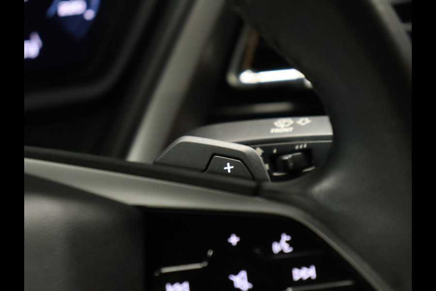 Audi Q4 Sportback e-tron 40 Advanced edition 77 kWh [APPLE CARPLAY. ANDRIOID, TREKHAAK, STOELVERWARMING, ADAPTIVE CRUISE, ELEKTRISCHE ACHTERKLEP, CAMERA, PDC V+A, DIGITAL DASH, NAVIGATIE, NIEUWSTAAT]