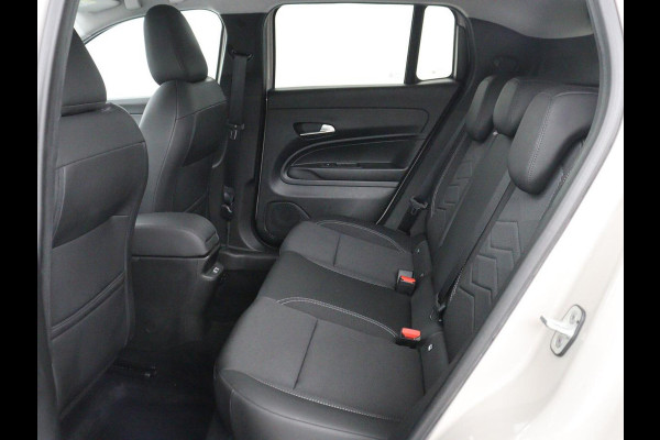 Jeep Avenger Longitude 54 kWh | SOH 97,5% | Adaptive cruise | Carplay | Camera | Full LED | Climate control | Parkeerhulp | Bluetooth | Side Assist | Digital Cockpit