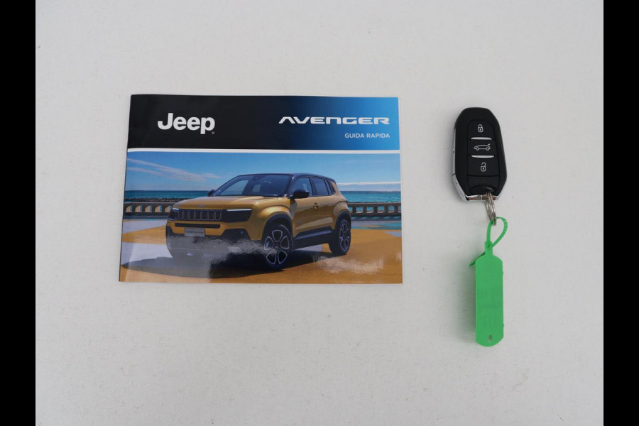 Jeep Avenger Longitude 54 kWh | SOH 97,5% | Adaptive cruise | Carplay | Camera | Full LED | Climate control | Parkeerhulp | Bluetooth | Side Assist | Digital Cockpit