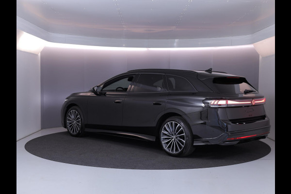 Volkswagen ID.7 Tourer Pro Limited Edition 77 kWh accu 210 kW / 286 PK 20" inch lm velgen Trontheim, Panorama dak, Dyn. Chas. Contr.
