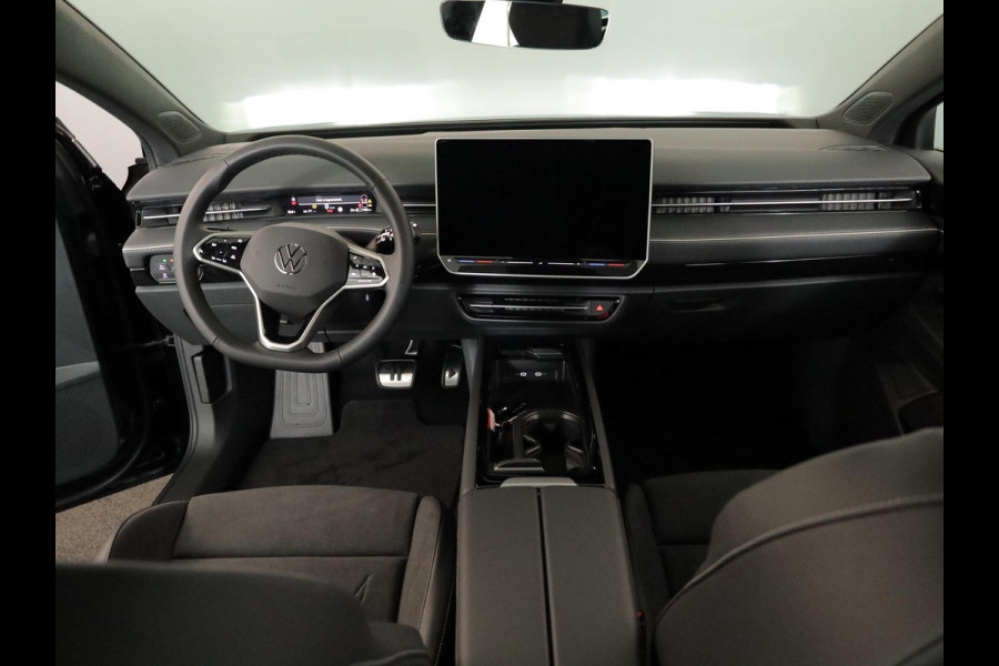 Volkswagen ID.7 Tourer Pro Limited Edition 77 kWh accu 210 kW / 286 PK 20" inch lm velgen Trontheim, Panorama dak, Dyn. Chas. Contr.