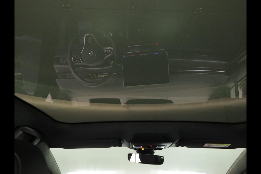 Volkswagen ID.7 Tourer Pro Limited Edition 77 kWh accu 210 kW / 286 PK 20" inch lm velgen Trontheim, Panorama dak, Dyn. Chas. Contr.
