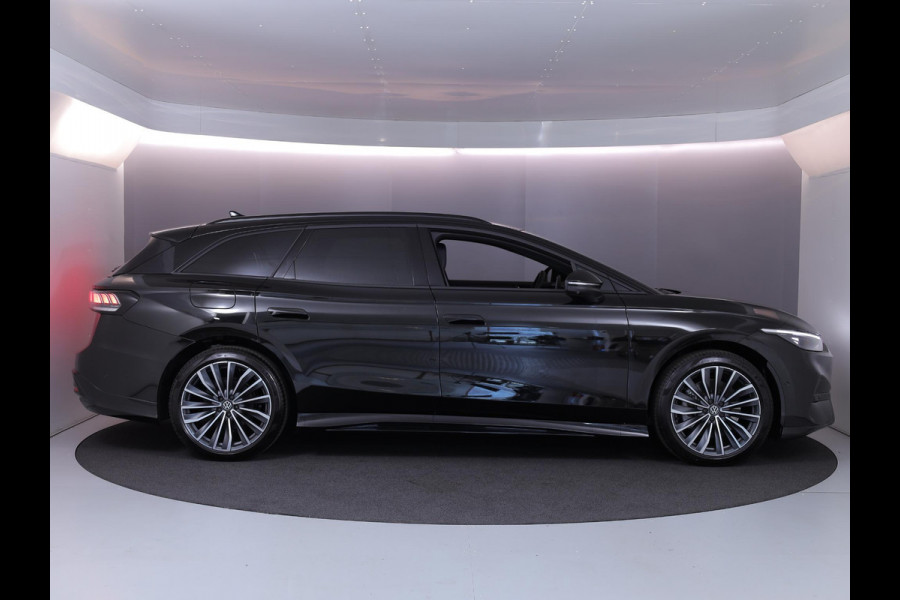 Volkswagen ID.7 Tourer Pro Limited Edition 77 kWh accu 210 kW / 286 PK 20" inch lm velgen Trontheim, Panorama dak, Dyn. Chas. Contr.