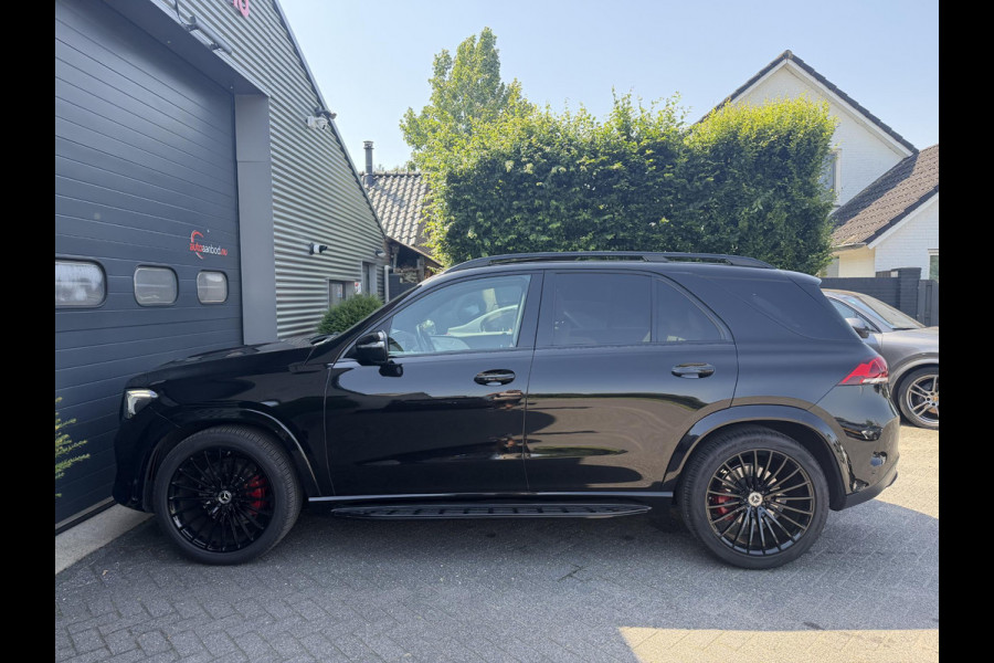 Mercedes-Benz GLE 400 d 4MATIC AMG | Panoramadak | 360* Camera | 22 Inch Lichtmetalen Velgen | Burmester |