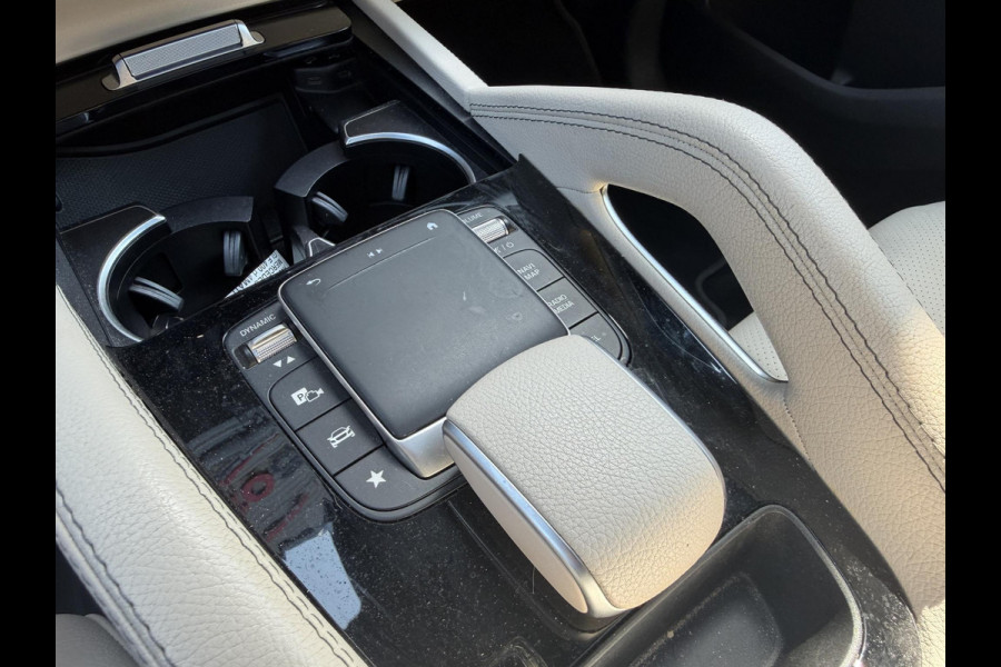 Mercedes-Benz GLE 400 d 4MATIC AMG | Panoramadak | 360* Camera | 22 Inch Lichtmetalen Velgen | Burmester |
