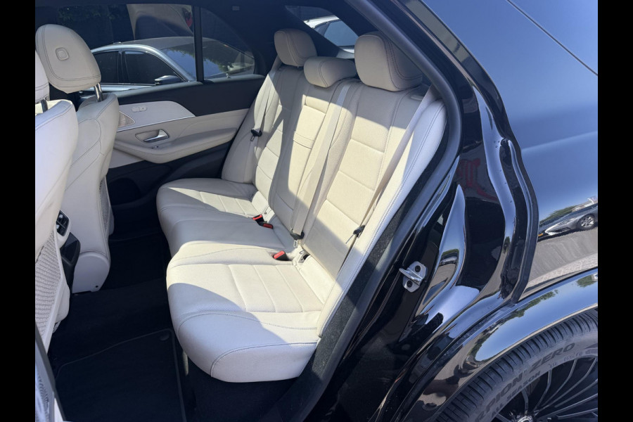 Mercedes-Benz GLE 400 d 4MATIC AMG | Panoramadak | 360* Camera | 22 Inch Lichtmetalen Velgen | Burmester |
