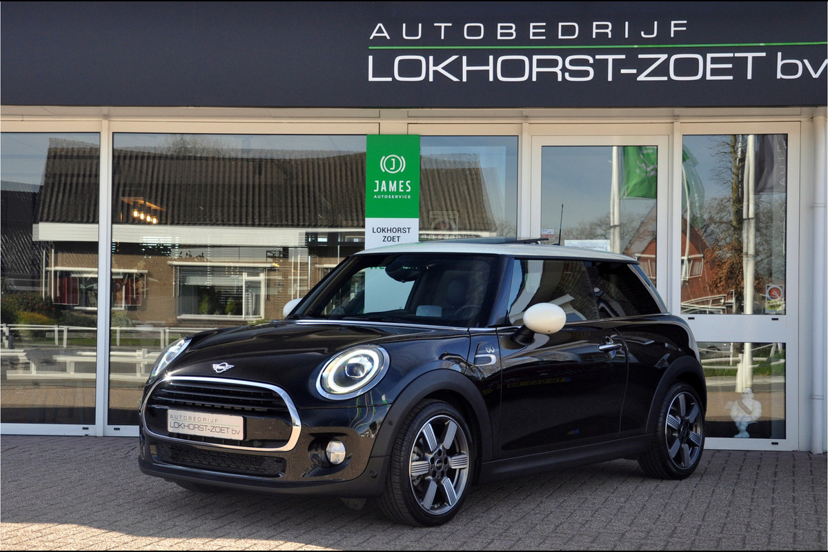 MINI Mini 1.5 Cooper 60 Years Edition | 25.000 km! | 1e eigenaar van juli 2019 | HK-Audio | Head Up | Panoramadak